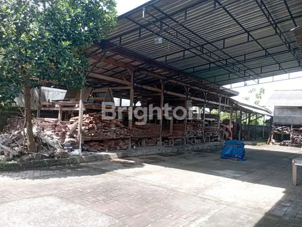 image GUDANG DENGAN LAHAN LUAS & 2 BANGUNAN DI KESAMBI (4)