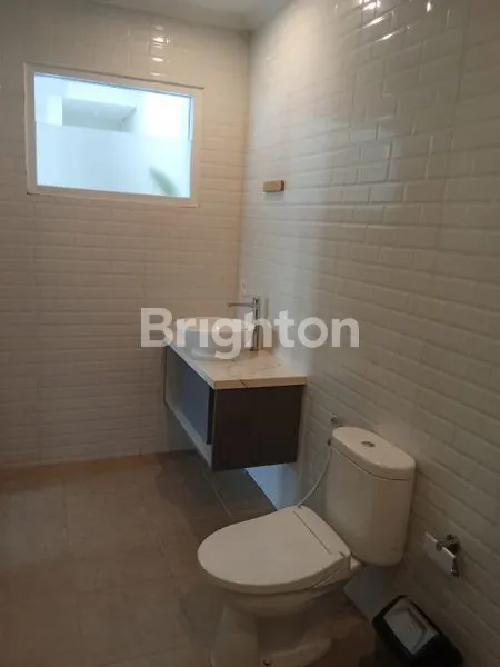 image VILLA 2 LANTAI LOKASI DEKAT PANTAI MUNGGU CANGGU BALI (8)