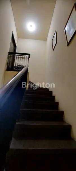 image HUNIAN DENGAN KONDISI BAIK DI RAFFLES HILLS BEKASI CIBUBUR DENGAN KONSEP PERUMAHAN YANG AMAN NYAMAN SERTA ASRI (5)