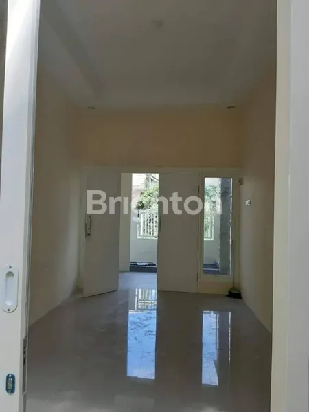 image DIJUAL RUMAH BARU GRESS DI SIDOARJO KOTA AREA MONGINSIDI SIDOARJO (2)