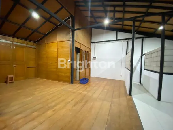 image RUMAH 2 LANTAI KONSEP INDUSTRIAL MINIMALIS  DI TAMAN KOPO INDAH, TKI BANDUNG (4)