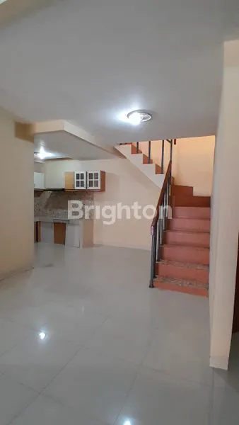 image RUMAH 2 LT SIAP HUNI, BEBAS BANJIR, 5 MENIT KE STASIUN LRT CIKUNIR  (2)