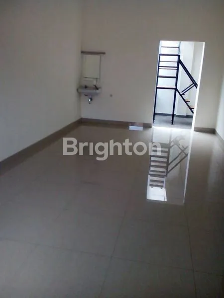 image RUMAH BARU KURDI SIAP HUNI 130 METER SHM DEKAT TOL MOH TOHA  (2)