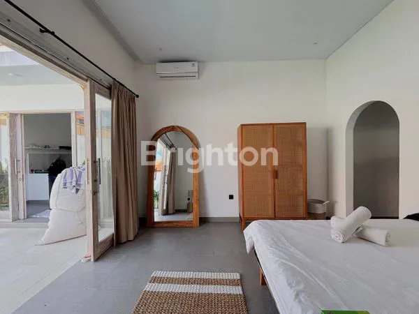 image DI SEWAKAN UMALAS – VILLA 2 KAMAR TIDUR HANYA 1 MENIT JALAN KAKI KE 7AM CAFé  (6)