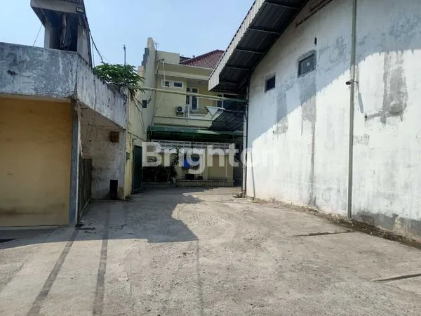 image SEWA GUDANG STRATEGIS DEKAT SUMARECON (3)