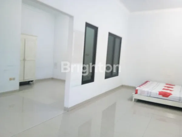 image RUMAH SIAP HUNI, HANYA 5 MENIT JALAN KAKI KE PAKUWON CITY MALL (3)