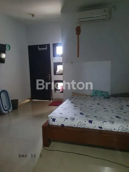 image RUMAH 3,5 LANTAI DI KAVLING POLRI JELAMBAR SIAP HUNI DI LOKASI STRATEGIS – LUAS, NYAMAN, DAN PUNYA ROOFTOP! (5)