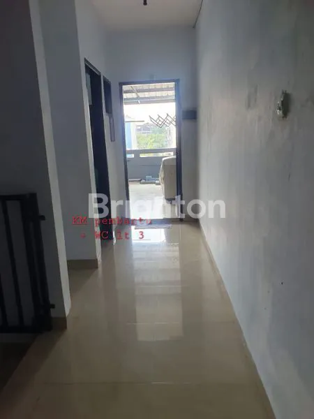 image RUMAH 3,5 LANTAI DI KAVLING POLRI JELAMBAR SIAP HUNI DI LOKASI STRATEGIS – LUAS, NYAMAN, DAN PUNYA ROOFTOP! (6)