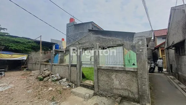 TANAH KAVLING DI KOMPLEK TAMAN MERUYA ILIR