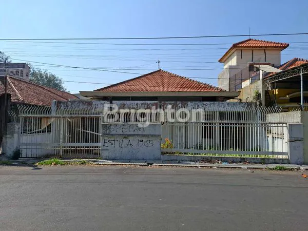 RUMAH DI JALAN CITANDUI SELATAN