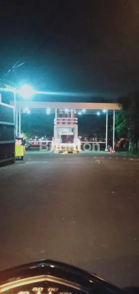 image RUMAH 2 LANTAI FULL RENOV SIAP HUNI DI  SERUA, DEPOK (2)