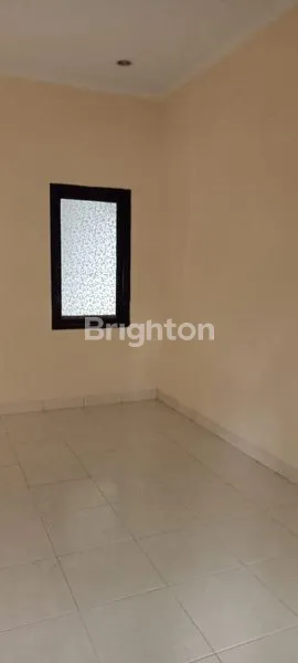 image RUMAH SUDAH RENOVASI LOKASI STRATEGIS DAN NYAMAN DI CILEUNGSI BOGOR (7)