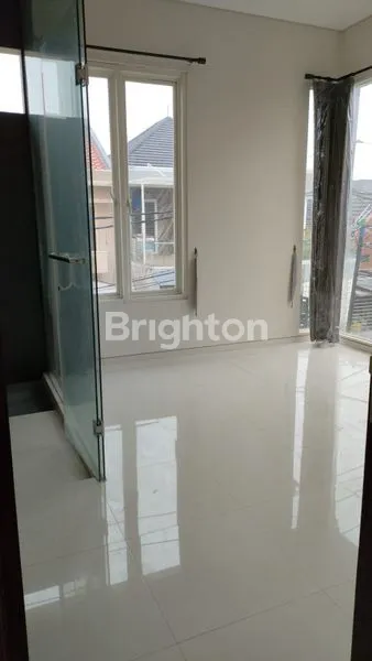 image RUMAH HOOK BARU BABATAN MUKTI  MINIMALIS DAN BAGUS (7)