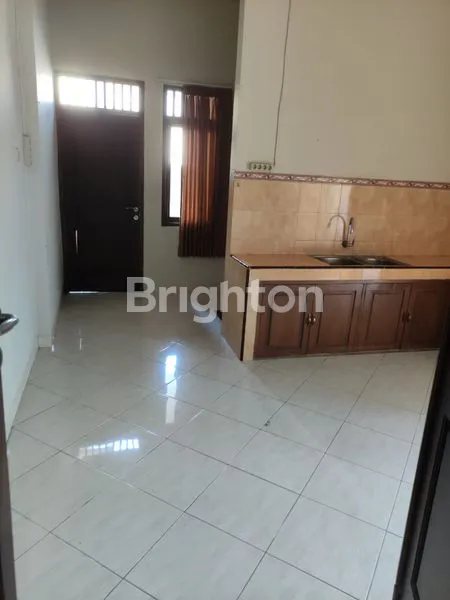 image RUMAH SEMI FURNISH SIAP HUNI GRIYA BABATAN MUKTI (3)