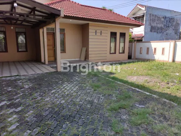 image RUMAH SEMI FURNISH SIAP HUNI GRIYA BABATAN MUKTI (1)
