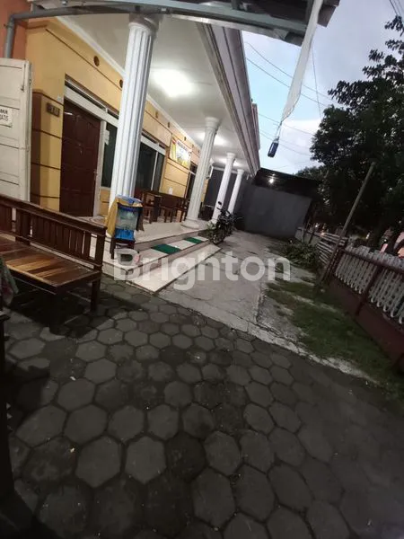 image RUMAH BESAR SIAP CUAN. SANGAT STRATEGIS DI JL. LAMPERSARI. DEKAT PASAR DAN PUSAT BISNIS.  (2)