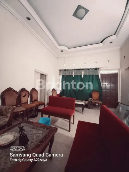 image RUMAH BESAR SIAP CUAN. SANGAT STRATEGIS DI JL. LAMPERSARI. DEKAT PASAR DAN PUSAT BISNIS.  (4)