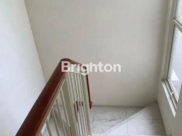 image RUMAH MEWAH 2 LANTAI GRAND PAKUWON SOUTH VICTORIA SIAP HUNI (5)