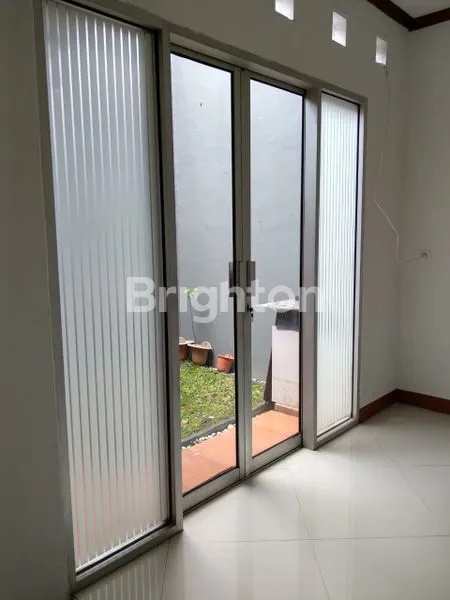 image RUMAH MEWAH 4KT DI TATYA ASRI BOGOR, 5 MENIT KE TOL SENTUL (6)