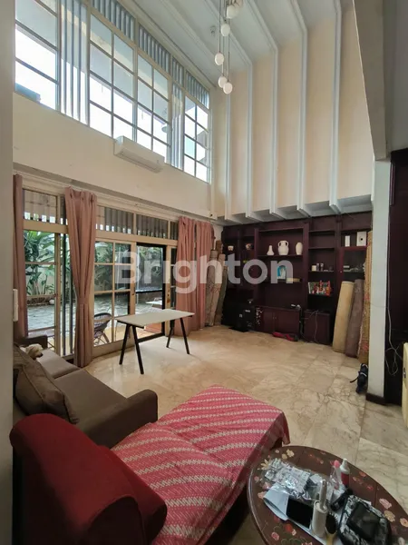 image RUMAH 5 KAMAR TIDUR DEKAT MALL PONDOK INDAH JAKARTA SELATAN (2)