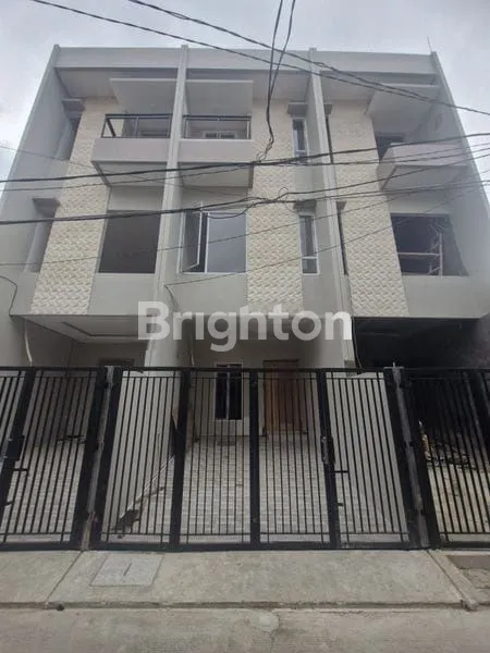 RUMAH BARU SISA 1 UNIT DURI KEPA JAKARTA BARAT