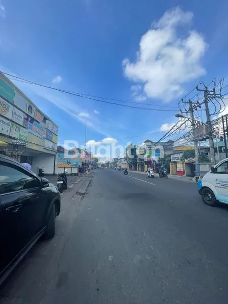 image RUKO STRATEGIS  3 LANTAI DI SESETAN  (6)