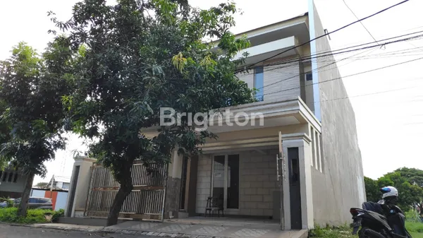 image MINIMALIS BARU GRESS SIAP HUNI PERUMAHAN GRAHA SANTOSO DEKAT SUPERINDO MERR (2)