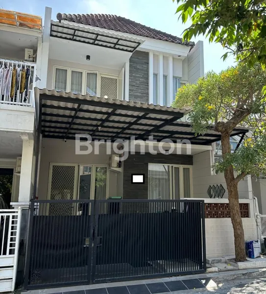 image RUMAH 2.5 LANTAI DI PAKUWON CITY TAMAN MUTIARA LAGUNA SURABAYA (1)
