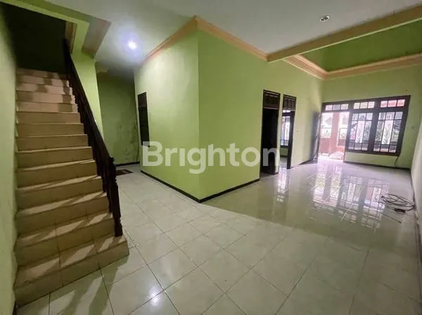 image RUMAH BABATAN INDAH 2 LANTAI LOKASI STRATEGIS BEBAS BANJIR  (5)