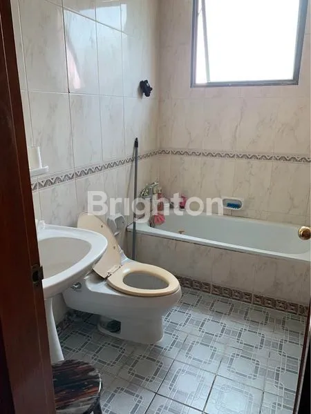 image KONDONIUM GRAHA FAMILI VIEW DANAU DAN GOLF (8)