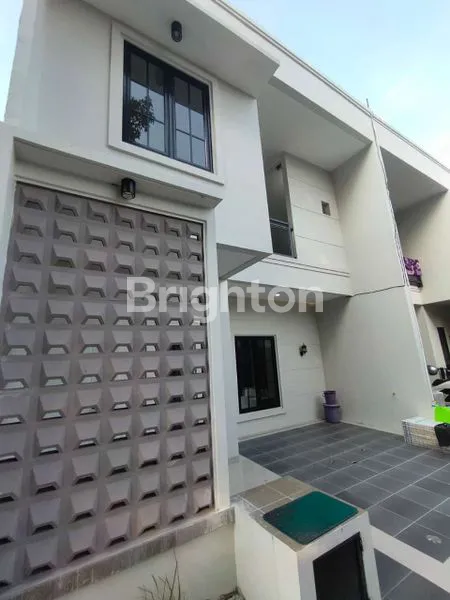 image RUMAH BARU 2 LANTAI 3 KAMAR TIDUR SHM DI JATISAMPURNA BEKASI (2)