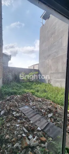 image RUMAH KOSONG KOMPLEK HALTON PLACE MENTENG MEDAN (8)