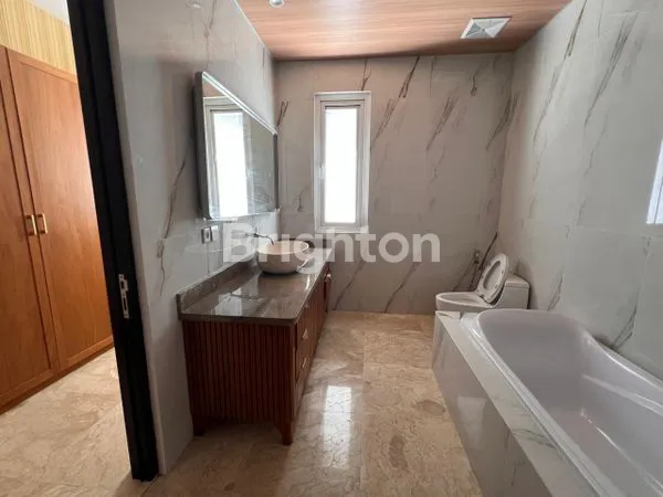 image VILLA MEWAH 4BR FULLY FURNISHED + POOL DI CANGGU BALI (7)