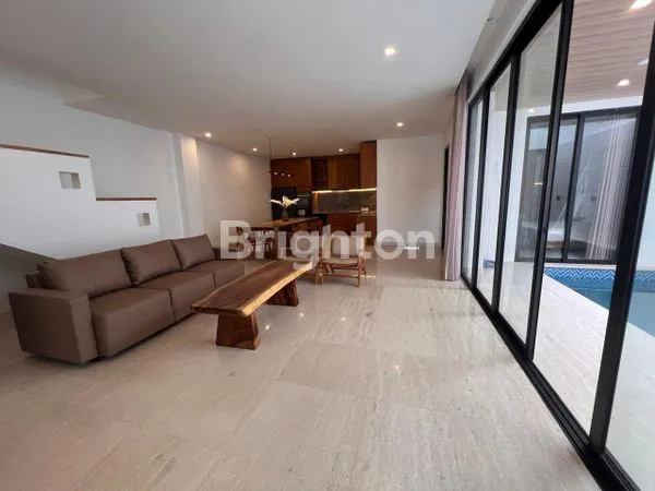 image VILLA MEWAH 4BR FULLY FURNISHED + POOL DI CANGGU BALI (4)