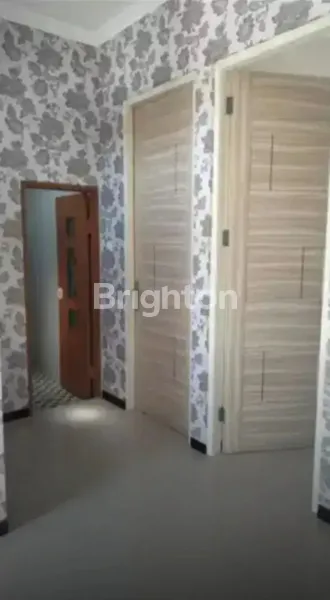 image RUMAH SECOND GUNUNG ANYAR EMAS SIAP HUNI DEKAT KAMPUS UPN DAN MERR   (8)