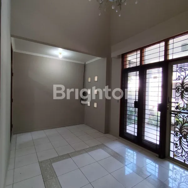 image RUMAH CITRALAND COCOK UNTUK HIDDEN OFFICE ATAU KOS (3)