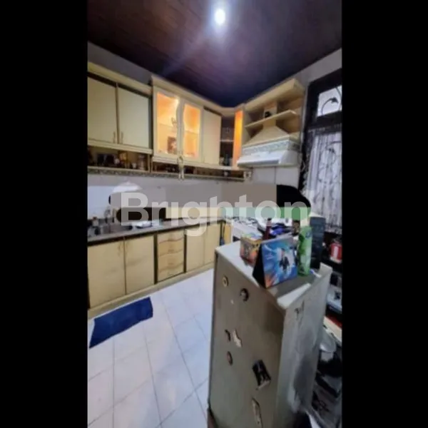 image RUMAH DI GRAHA FAMILI SURABAYA BARAT (2)
