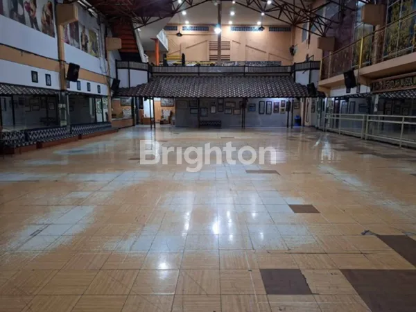 image BANGUNAN KOMERSIL 4,5 LANTAI RAYA MANYAR, LOKASI STRATEGIS COCOK UNTUK KANTOR (5)