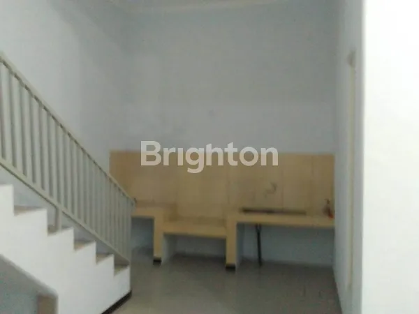 image RUMAH SIAP HUNI RUNGKUT MAPAN TENGAH MINIMALIS 2 LANTAI DEKAT UPN (4)