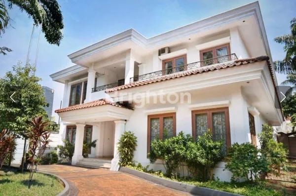 image RUMAH KAWASAN ELITE PREMIUM MEGA KUNINGAN JAKARTA SELATAN  (1)