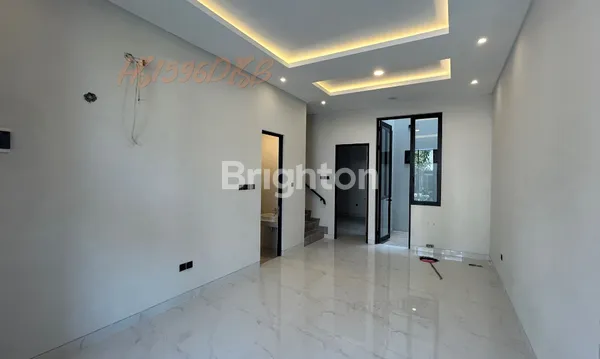 image RUMAH DIAN ISTANA GRESS MINIMALIS MODERN DEKAT GRAHA FAMILY ROYAL RESIDENCE (2)