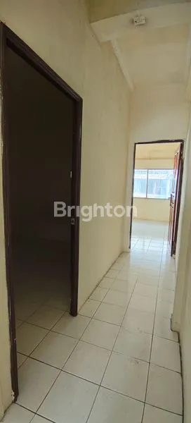 image RUKO 4 LANTAI LOKASI STRATEGIS DI TERUSAN BANDENGAN UTARA JAKARTA UTARA (4)