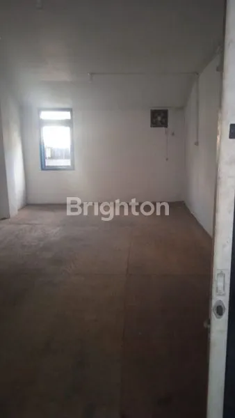 image RUMAH USAHA JAGALAN SURABAYA (3)