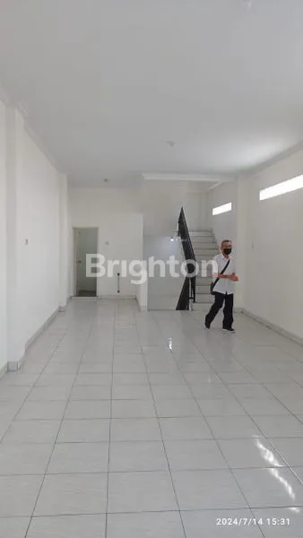 image RUKO 3 LANTAI - KARAWACI TANGERANG (7)