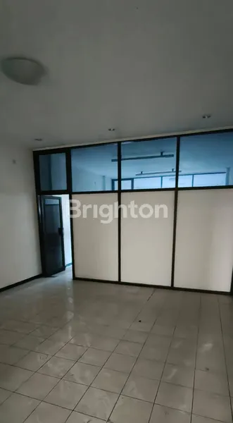 image RUKO 3 LANTAI SIAP PAKAI DARMO PERMAI SELATAN !! (2)