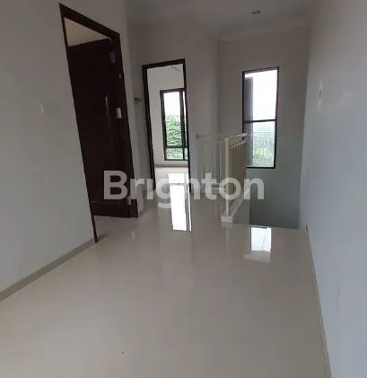 image RUMAH SIAP HUNI DI JAKARTA BARAT, KPR BOOKING FEE AJA (3)