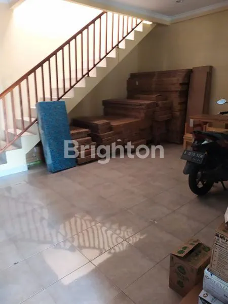 image RUMAH 2 LANTAI MEWAH 450M² – STRATEGIS DEKAT TOL & MALL PASAR REBO (5)