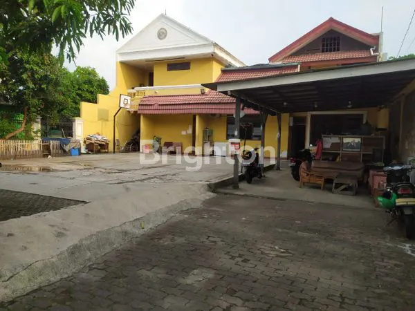 image RUMAH 2 LANTAI MEWAH 450M² – STRATEGIS DEKAT TOL & MALL PASAR REBO (1)