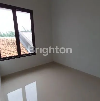 image RUMAH MEWAH DI KEBON JERUK (2)