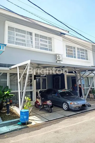 image DIJUAL CEPAT 1 UNIT RUMAH 2 LANTAI DAN SIAP HUNI YANG LOKASINYA DI DALAM CLUSTER DI JL CIBODAS ANTAPAN (1)